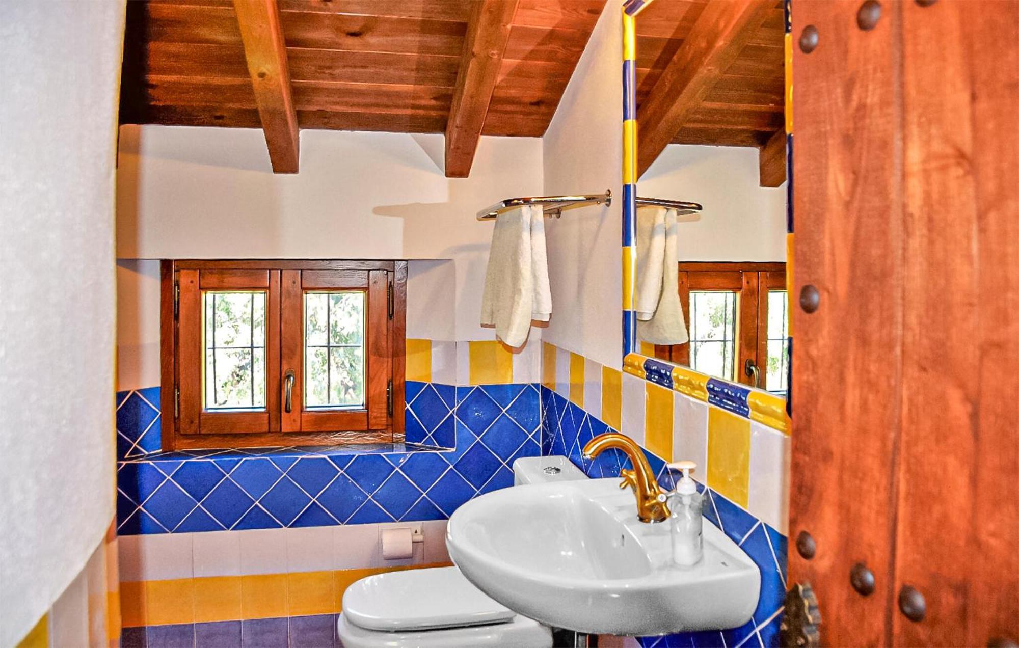 Lovely Home In Cortes De La Frontera With Kitchen Extérieur photo