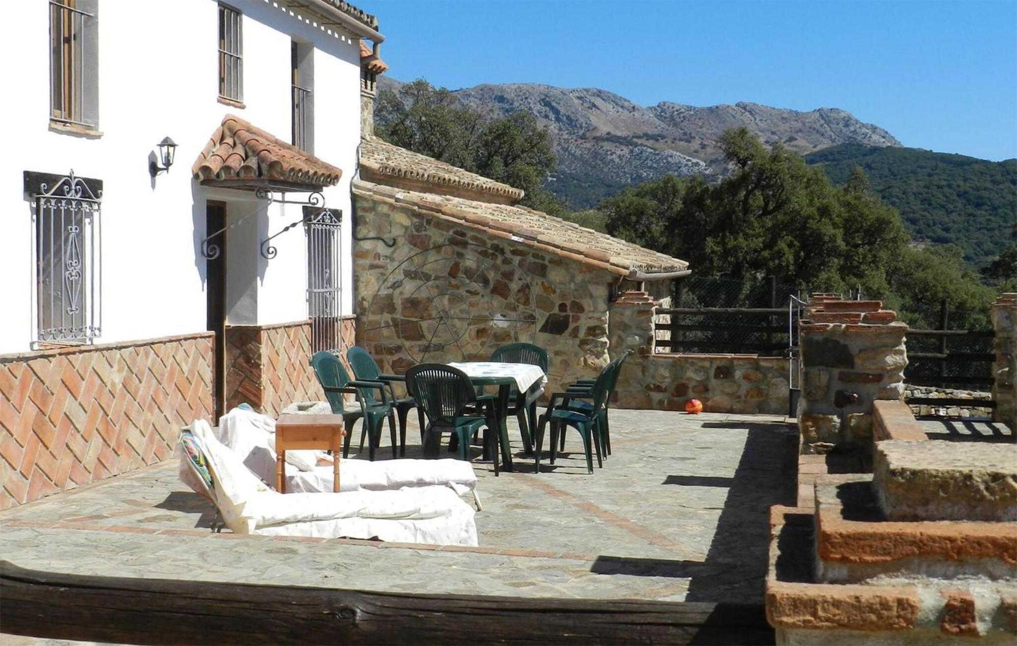 Lovely Home In Cortes De La Frontera With Kitchen Extérieur photo